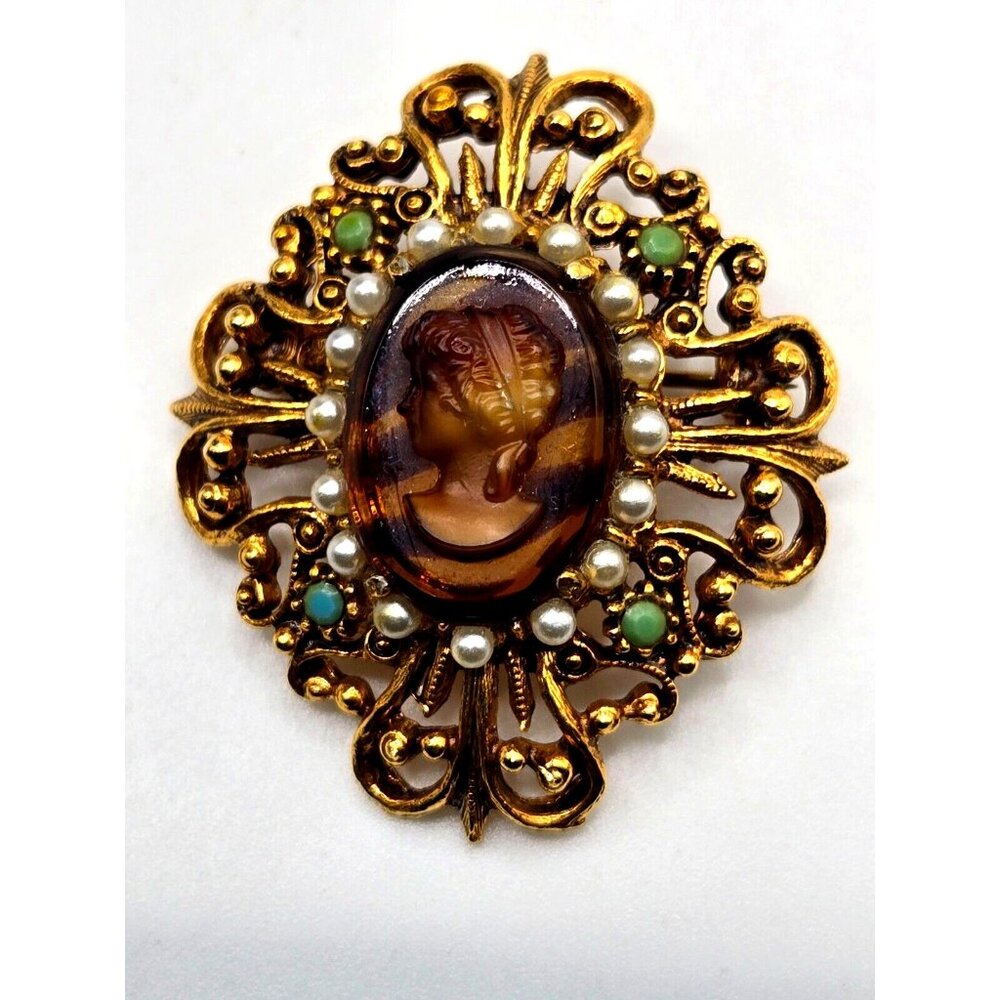 Vintage Florenza signed Gold Tone Filigree Pearl Cameo Brooch